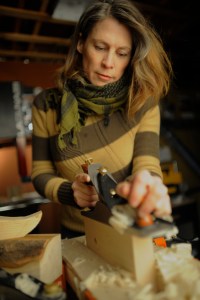 Shelly with handplane